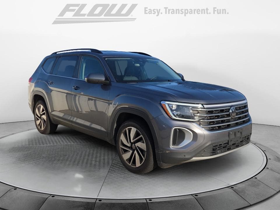 2024 Volkswagen Atlas 2.0T SE w/Technology — photo 1 of 5
