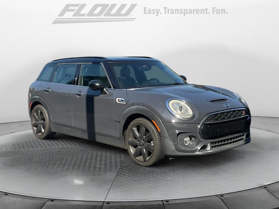 2017 Mini Clubman Cooper S — photo 1 of 5