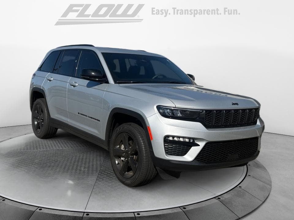 2025 Jeep Grand Cherokee Limited — photo 1 of 5