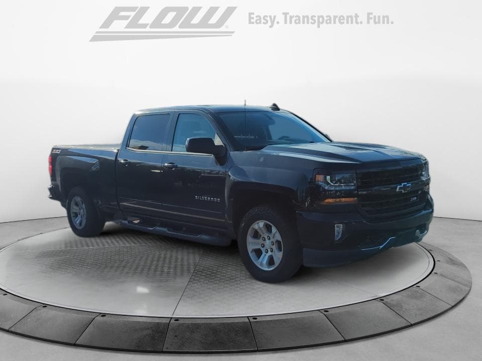 2017 Chevrolet Silverado 1500 LT — photo 1 of 5