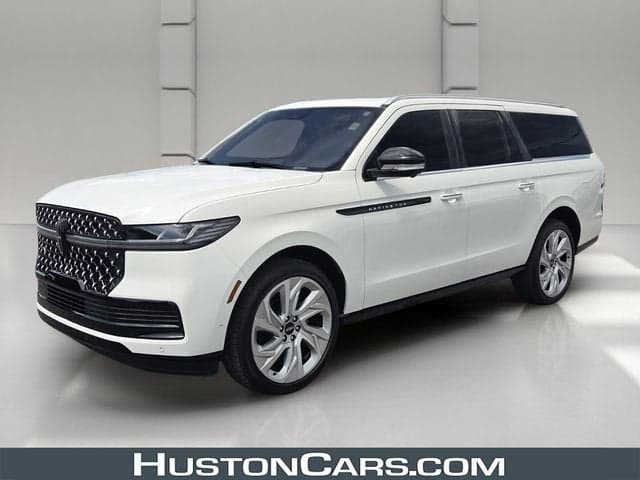 2025 Lincoln Navigator L Black Label — photo 1 of 53