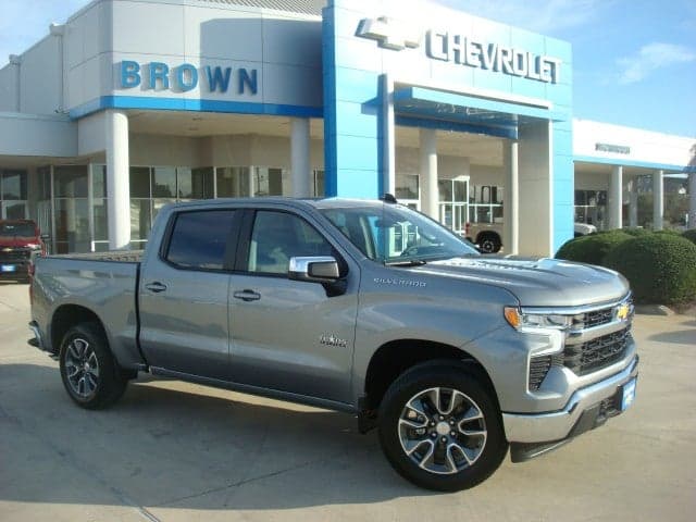2026 Chevrolet Silverado 1500 LT — photo 1 of 32