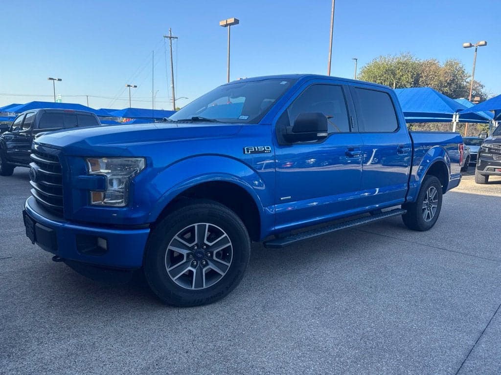 2015 Ford F-150 XLT — photo 1 of 6