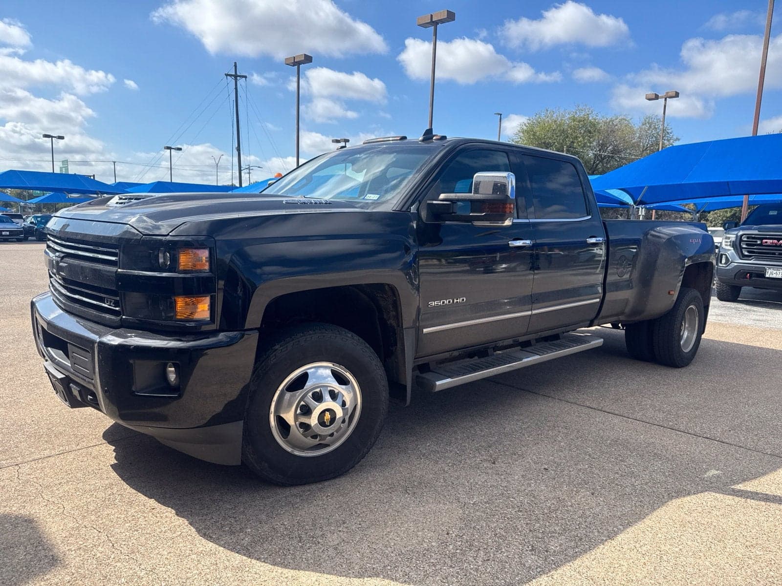 2019 Chevrolet Silverado 3500HD LTZ — photo 1 of 5