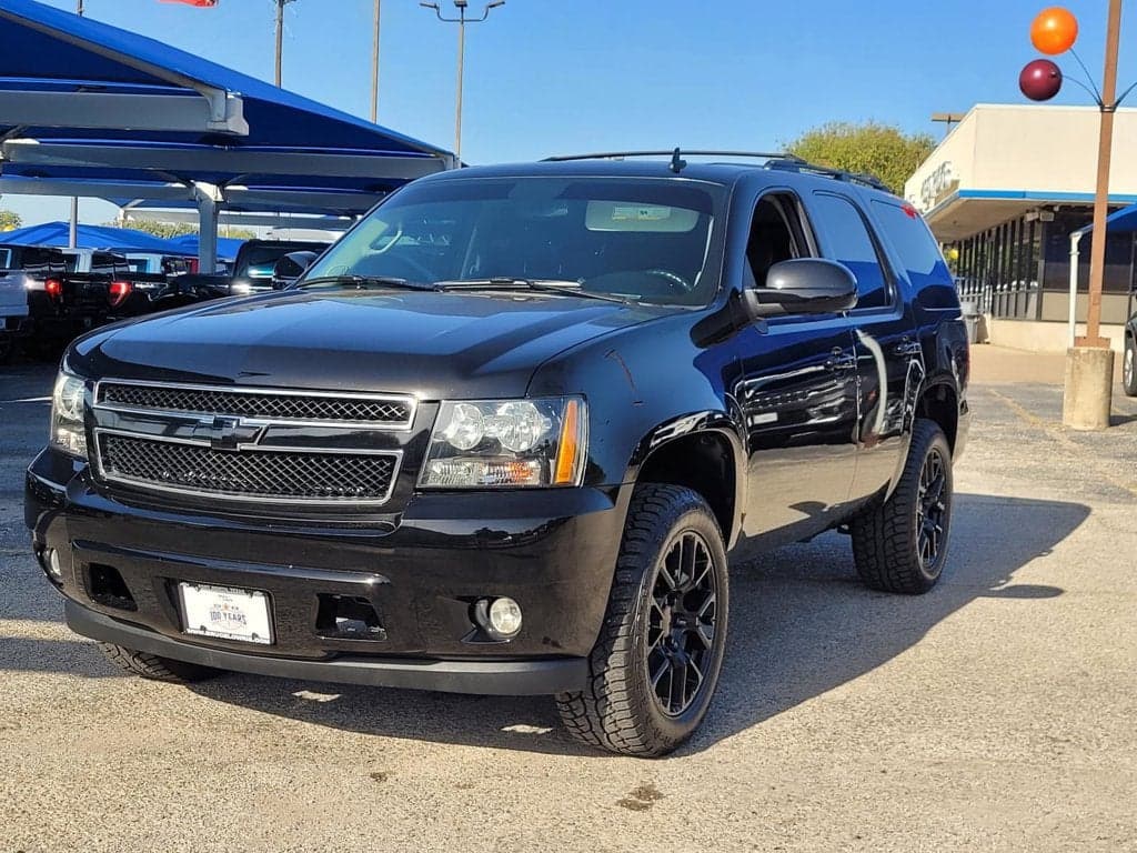 2009 Chevrolet Tahoe LT w/1LT — photo 1 of 9