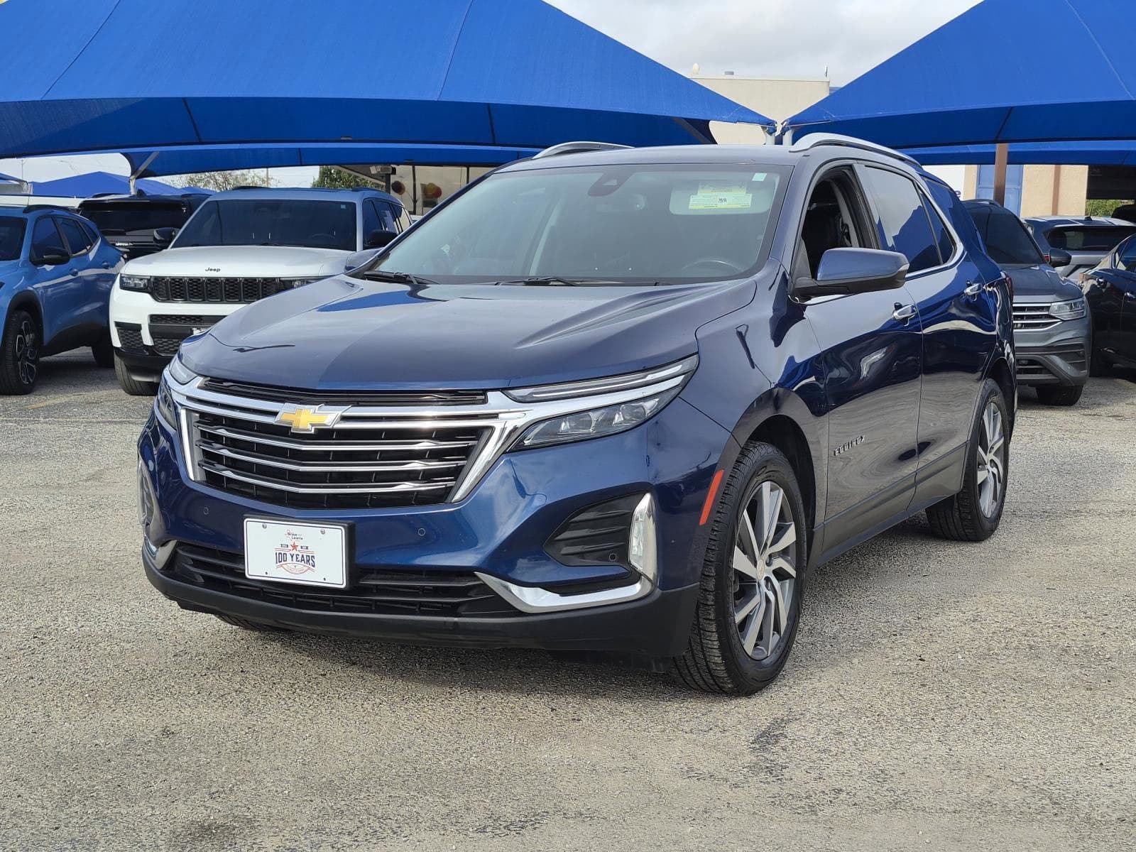 2022 Chevrolet Equinox Premier — photo 1 of 50
