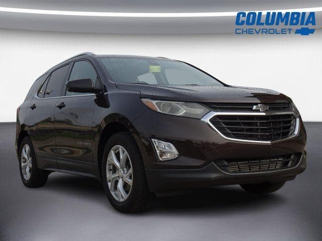 2020 Chevrolet Equinox LT — photo 1 of 44