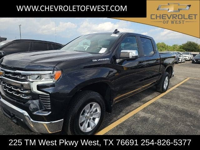 2023 Chevrolet Silverado 1500 LT — photo 1 of 5