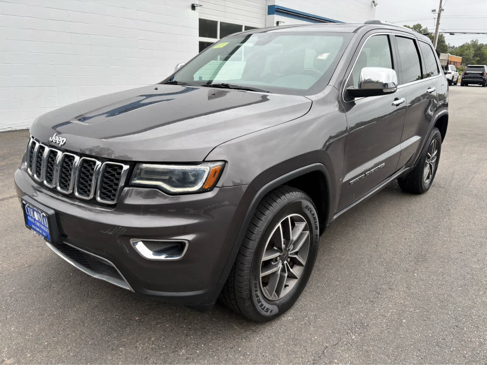 2021 Jeep Grand Cherokee Limited — photo 1 of 29