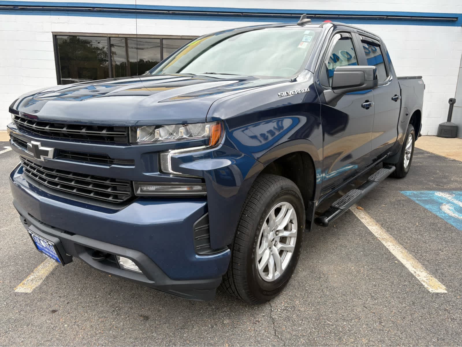 2021 Chevrolet Silverado 1500 RST — photo 1 of 27