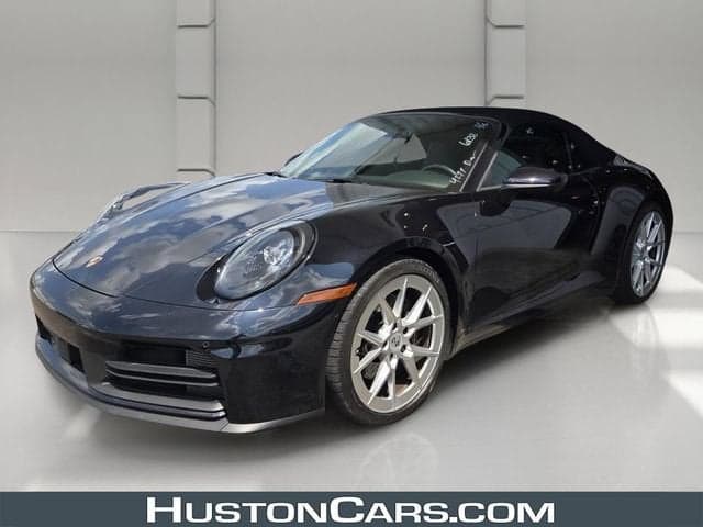 2025 Porsche 911 Carrera — photo 1 of 3