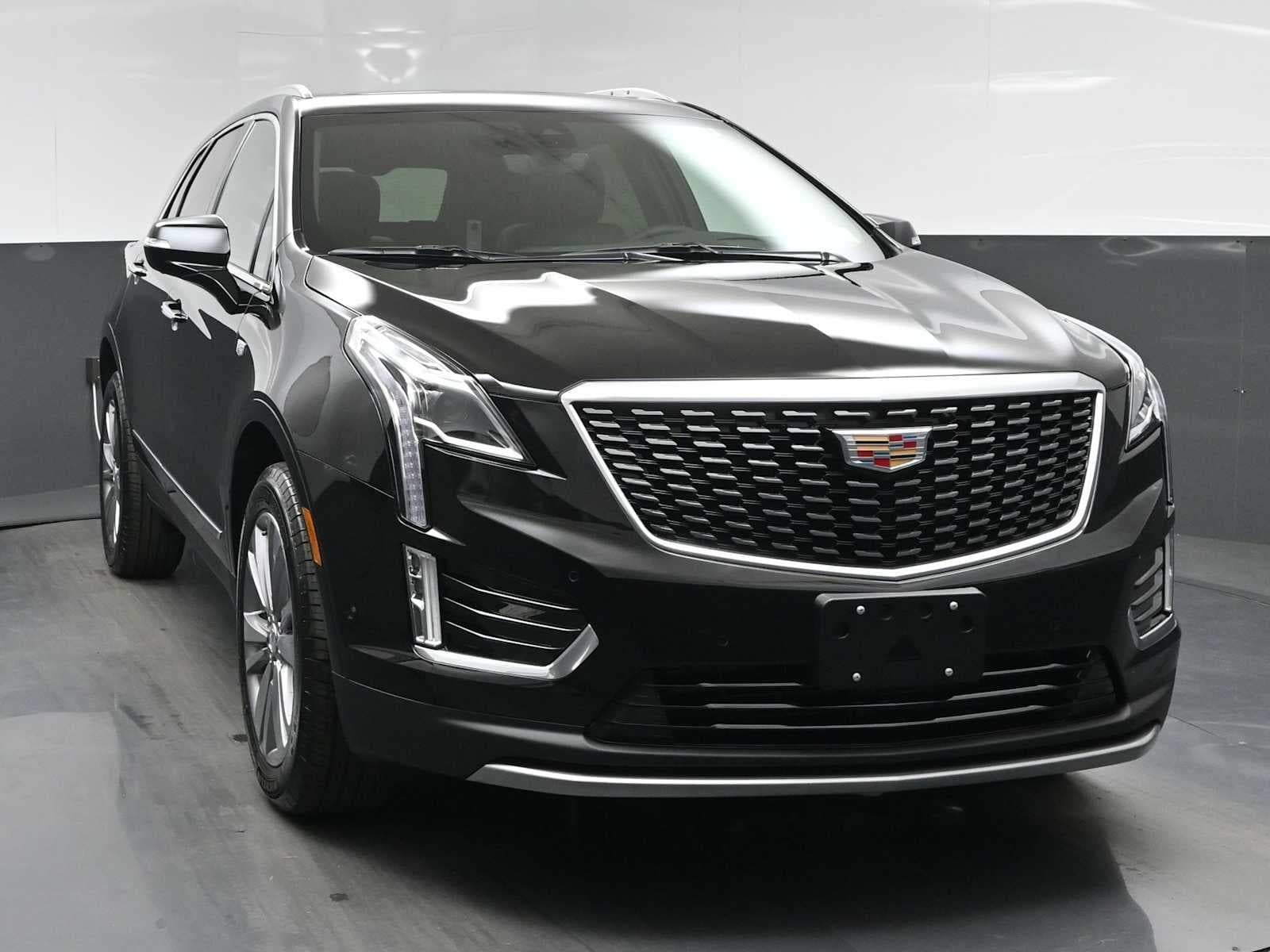 2026 Cadillac XT5 AWD Premium Luxury — photo 1 of 29