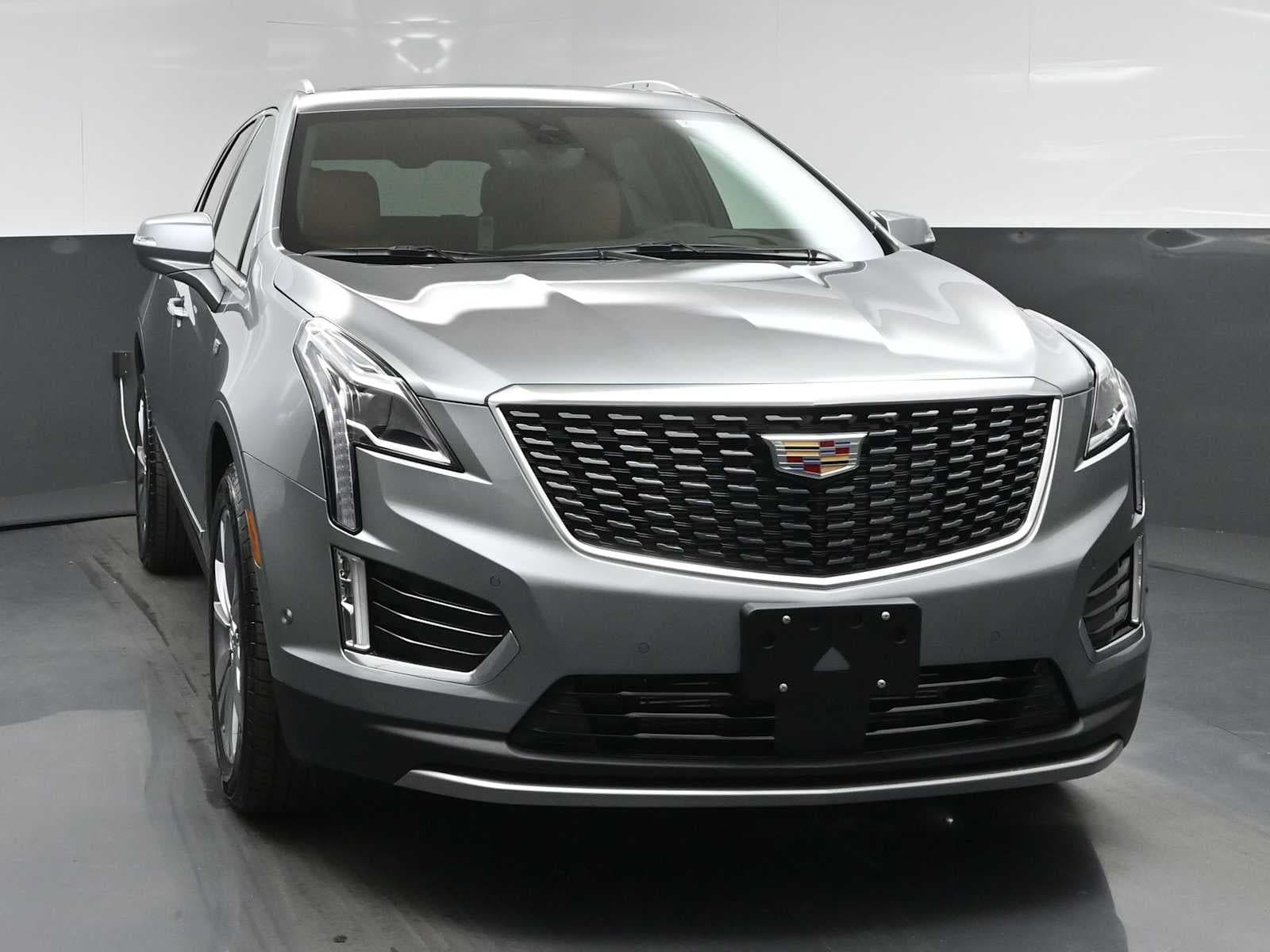 2026 Cadillac XT5 AWD Premium Luxury — photo 1 of 29