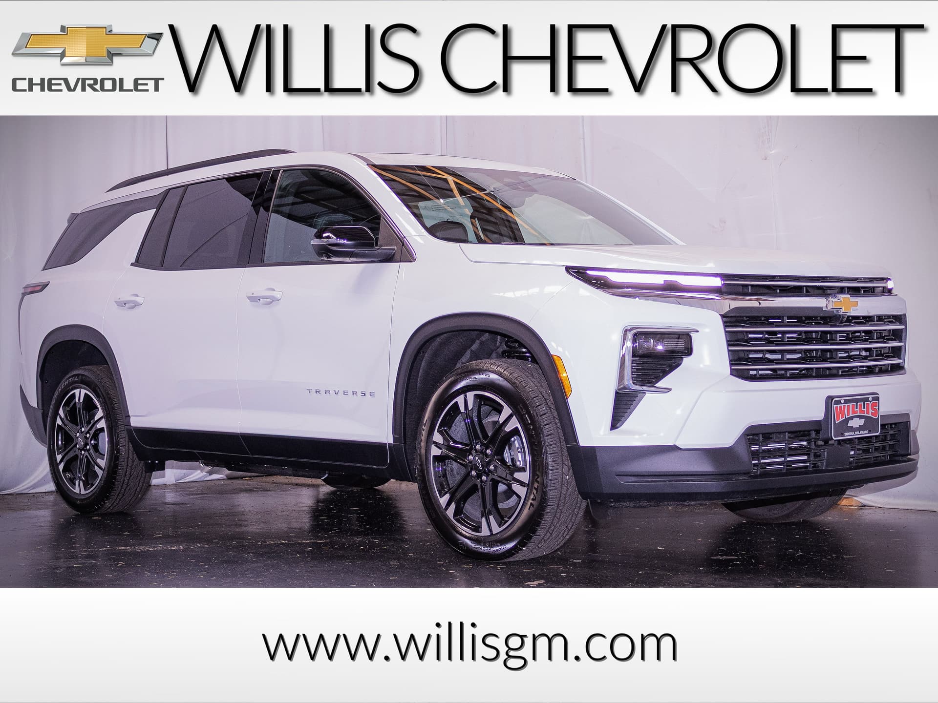 2027 Chevrolet Traverse FWD LT — photo 1 of 5