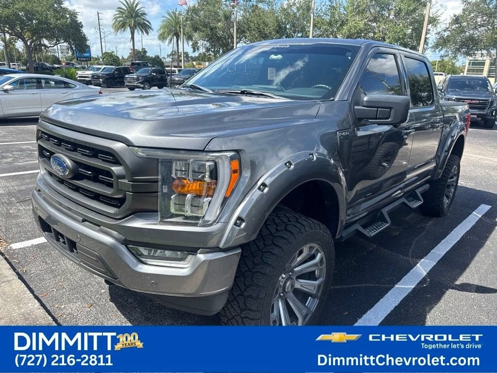 2023 Ford F-150 XLT — photo 1 of 8