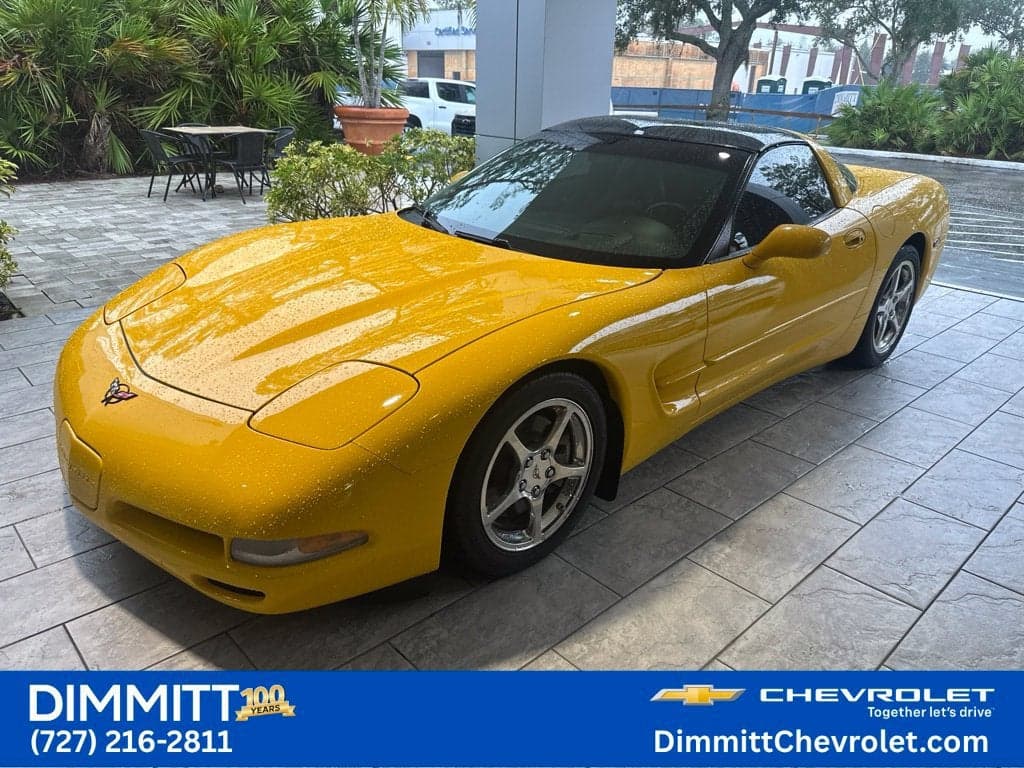 2002 Chevrolet Corvette Base — photo 1 of 5