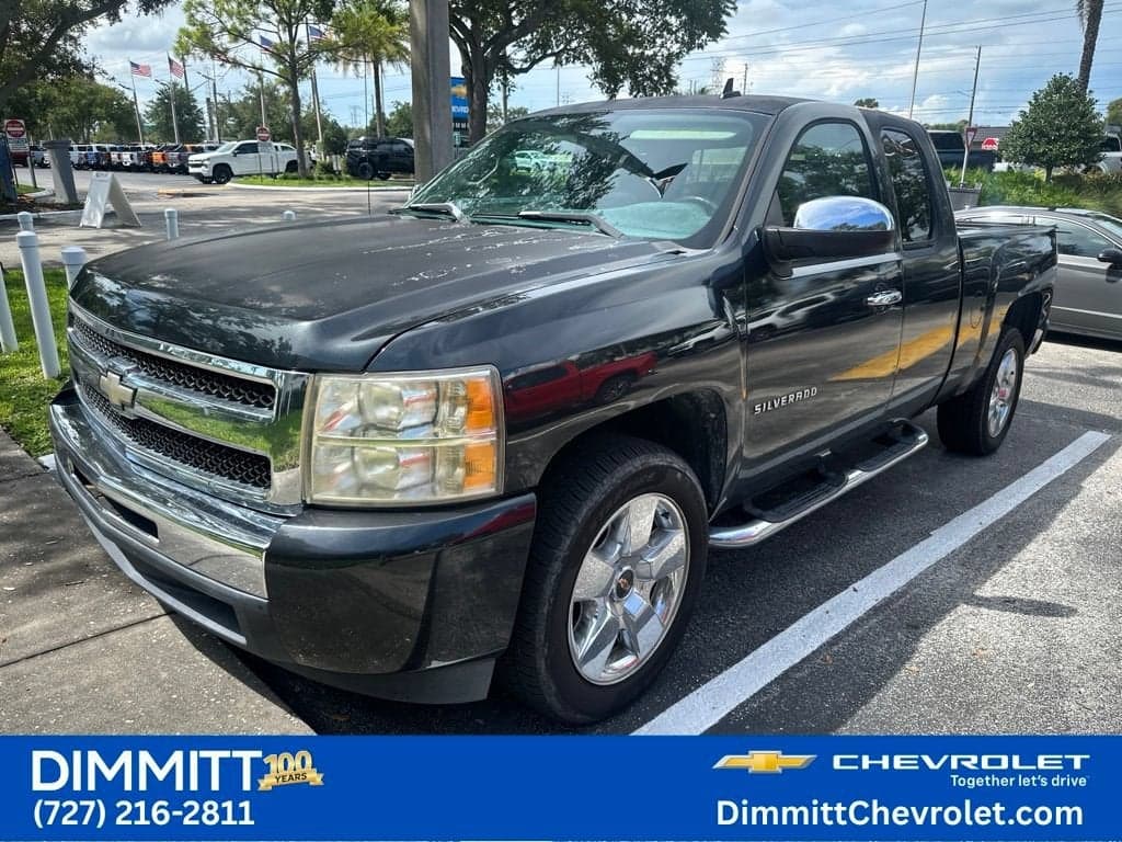 2010 Chevrolet Silverado 1500 Base — photo 1 of 50