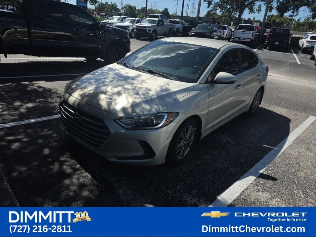 2018 Hyundai Elantra SEL — photo 1 of 5