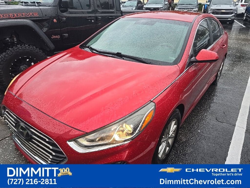 2018 Hyundai Sonata Base — photo 1 of 5