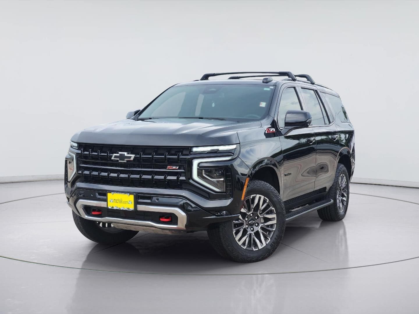 2025 Chevrolet Tahoe Z71 — photo 1 of 47