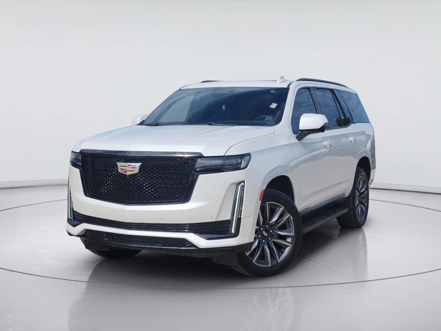 2022 Cadillac Escalade Sport — photo 1 of 5