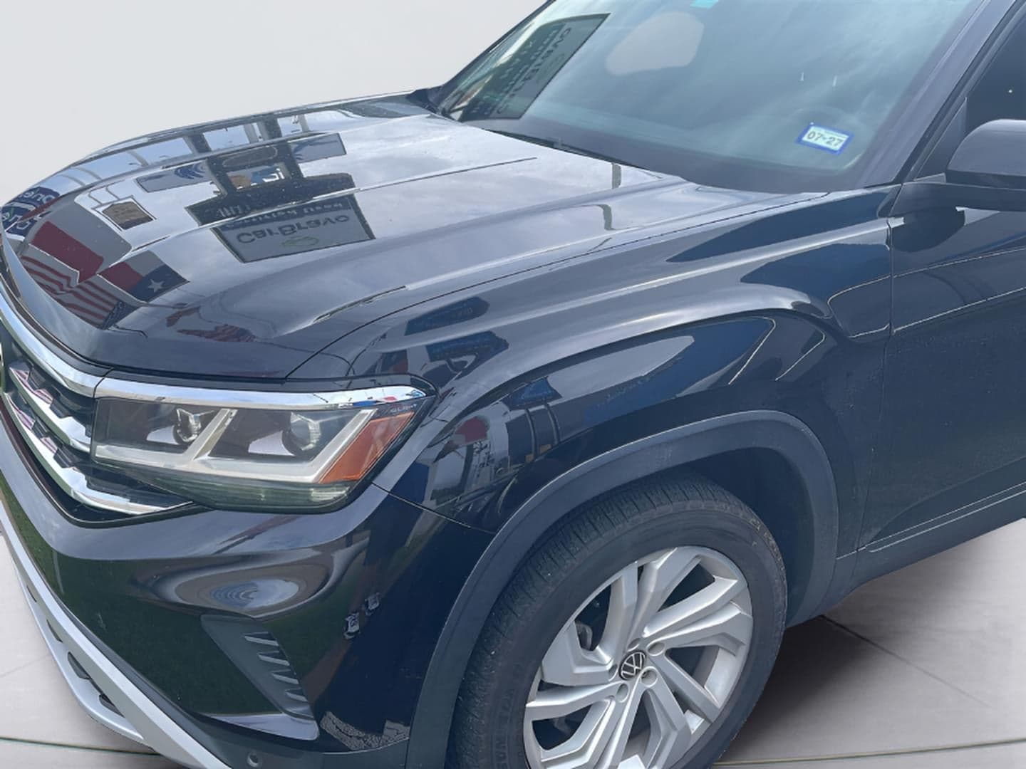 2021 Volkswagen Atlas 2.0T SE w/Technology — photo 1 of 5