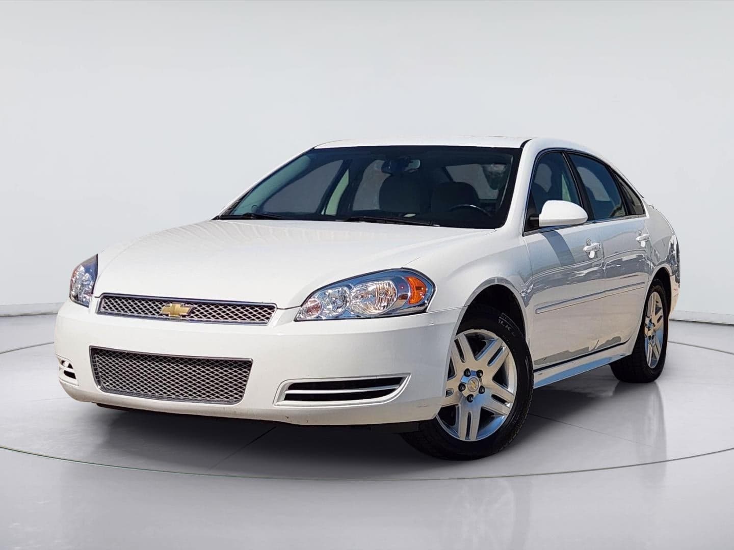 2014 Chevrolet Impala LT — photo 1 of 19
