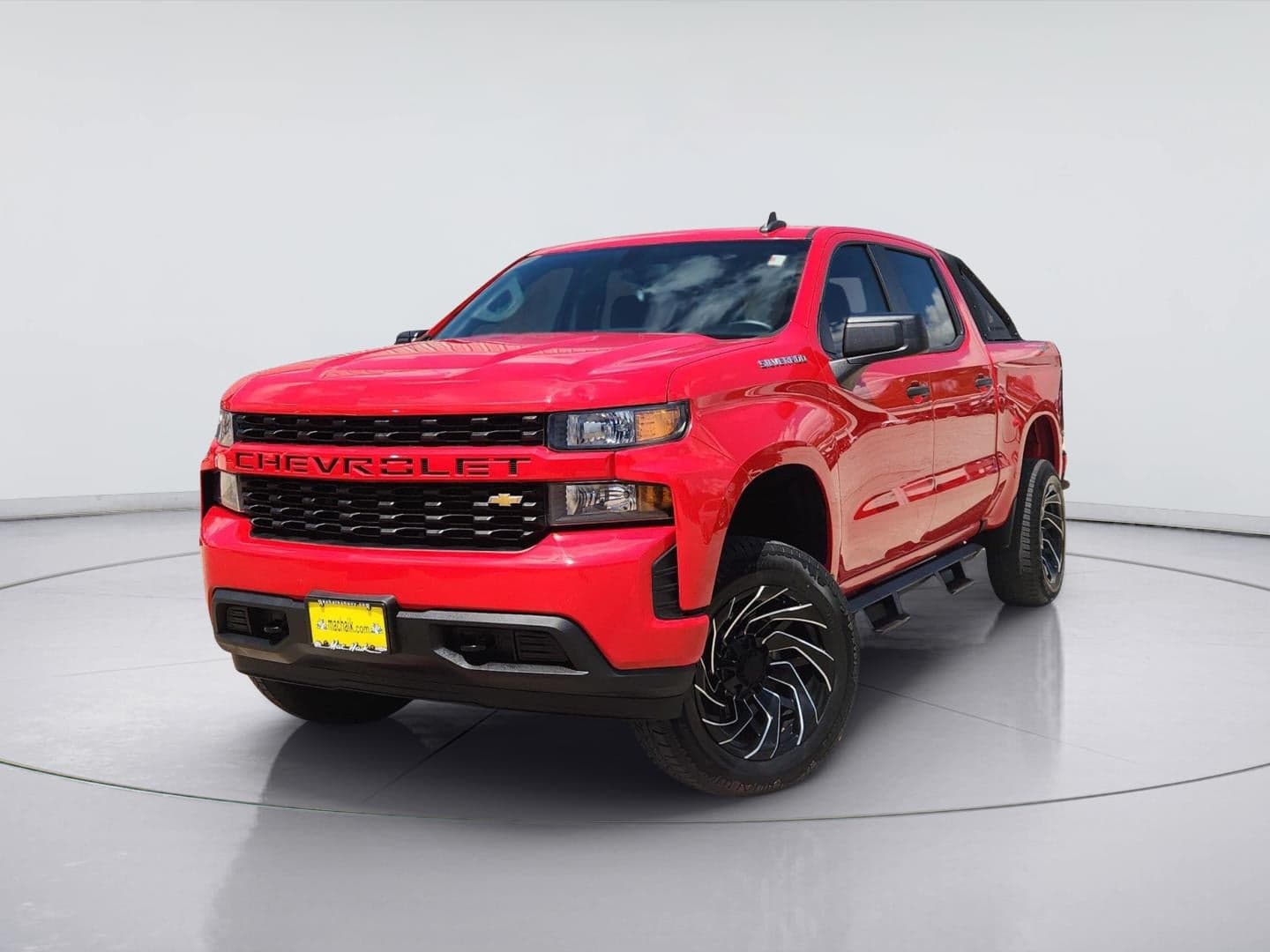 2020 Chevrolet Silverado 1500 Custom — photo 1 of 41