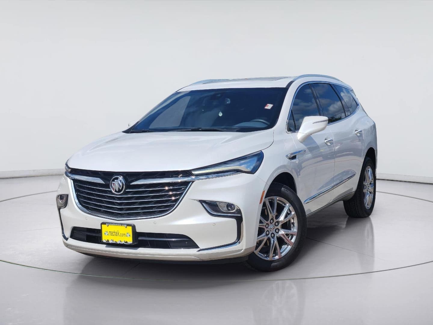 2023 Buick Enclave Essence — photo 1 of 5