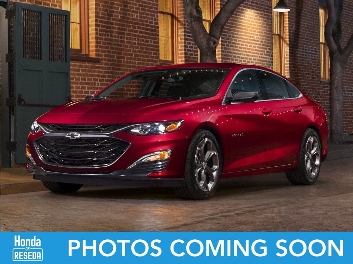 2022 Chevrolet Malibu LS — photo 1 of 5