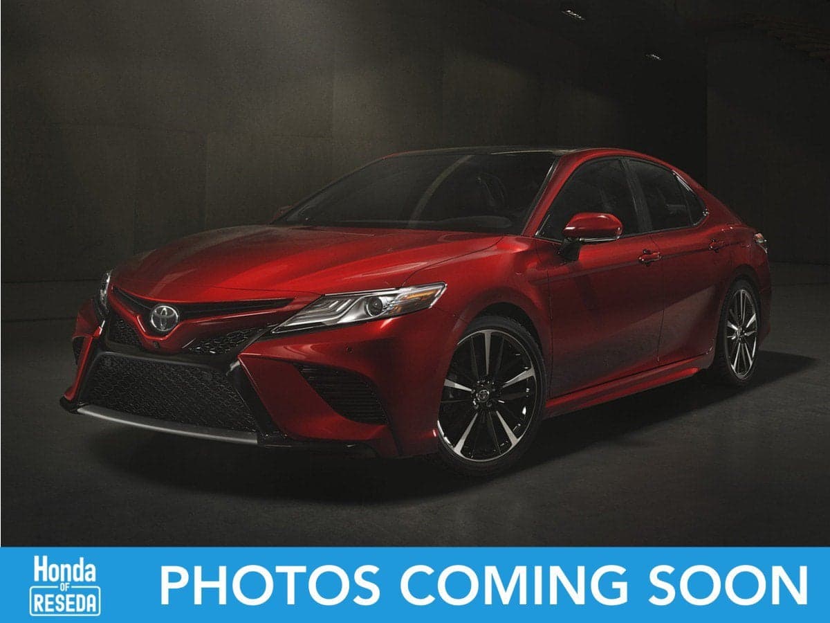 2020 Toyota Camry XSE — photo 1 of 5