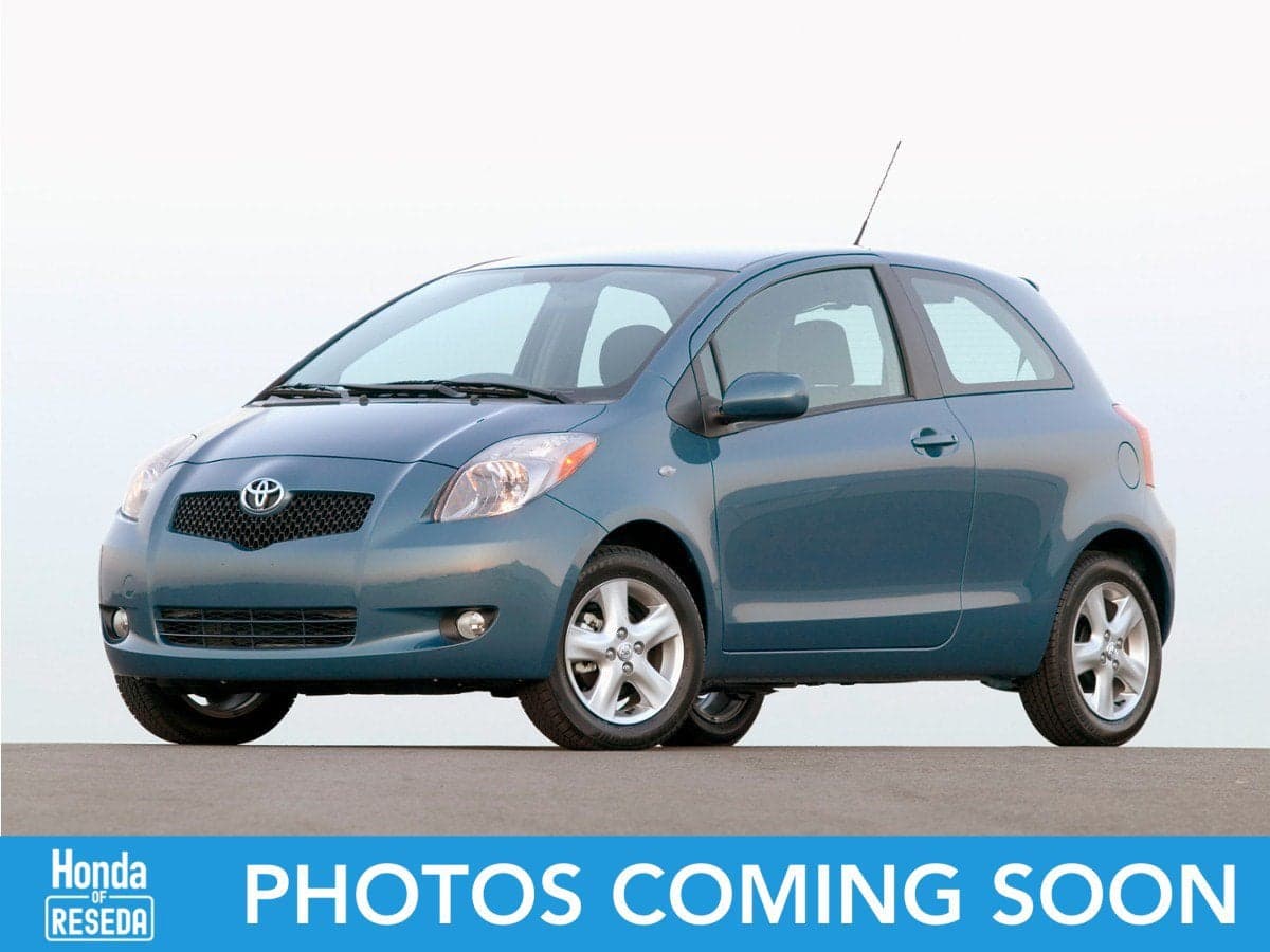 2008 Toyota Yaris Base — photo 1 of 5
