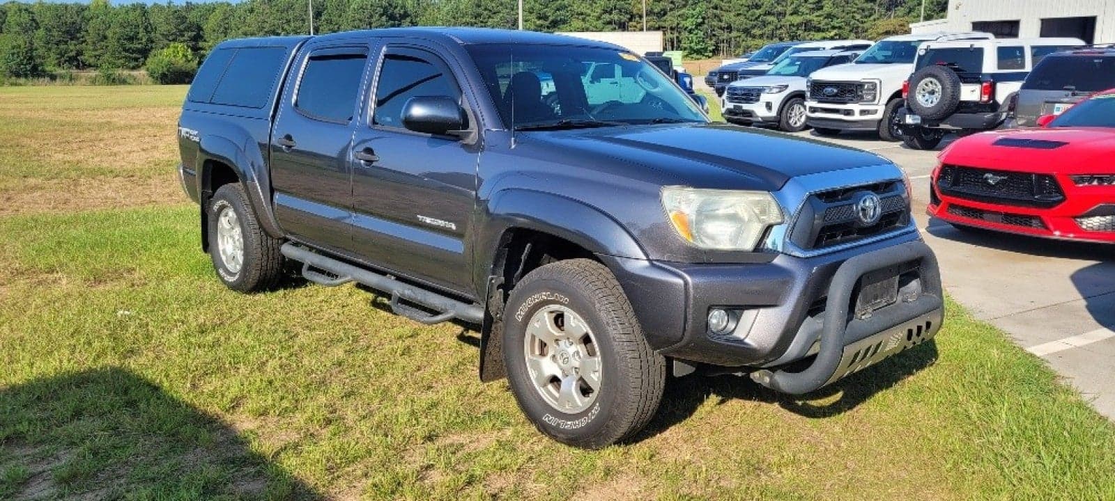 2015 Toyota Tacoma Base — photo 1 of 12