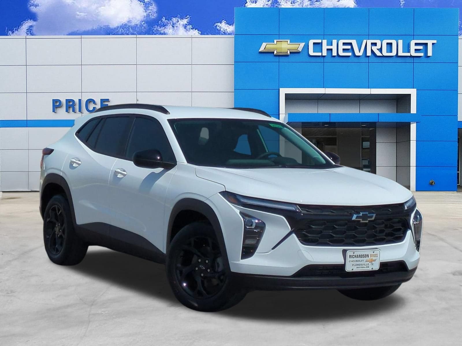 2026 Chevrolet Trax LT — photo 1 of 26