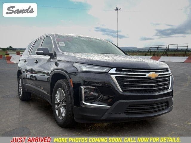 2023 Chevrolet Traverse LT Cloth — photo 1 of 5