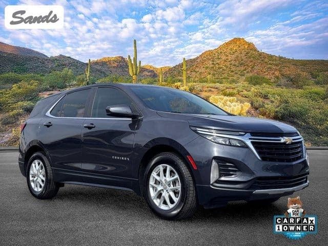 2023 Chevrolet Equinox LT — photo 1 of 35