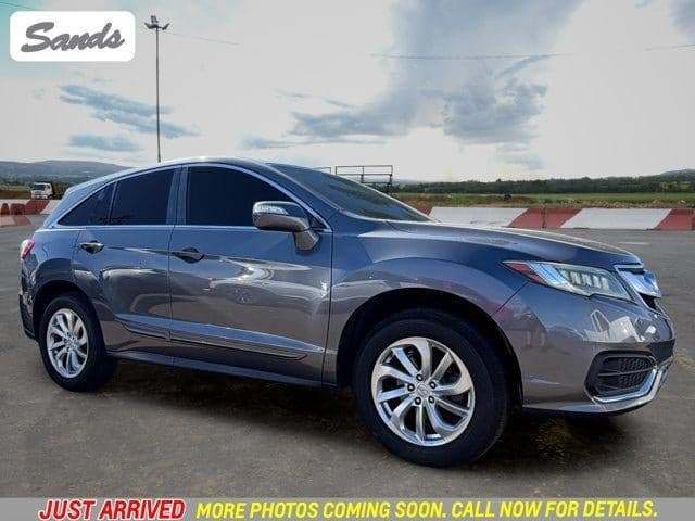 2017 Acura RDX w/Technology Pkg — photo 1 of 18