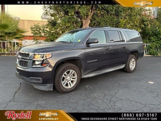 2017 Chevrolet Suburban LT — photo 1 of 5
