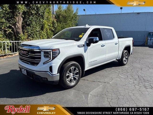 2026 GMC Sierra 1500 SLT — photo 1 of 5