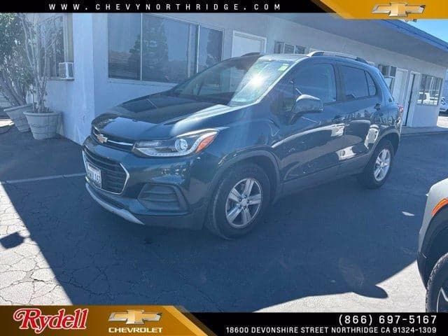 2021 Chevrolet Trax LT — photo 1 of 5