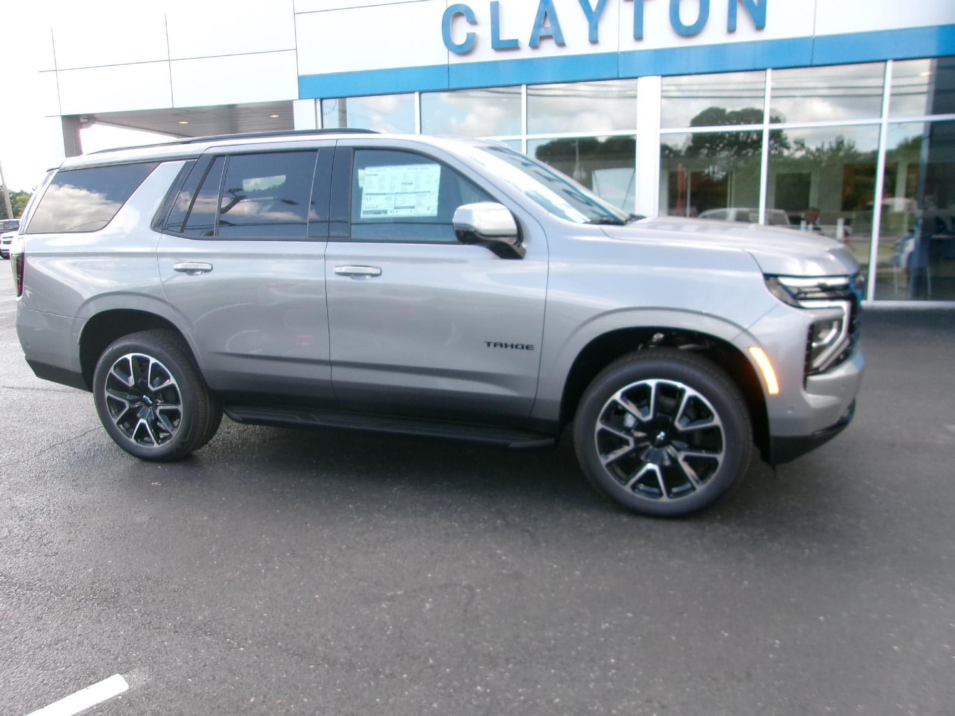 2026 Chevrolet Tahoe RST — photo 1 of 27