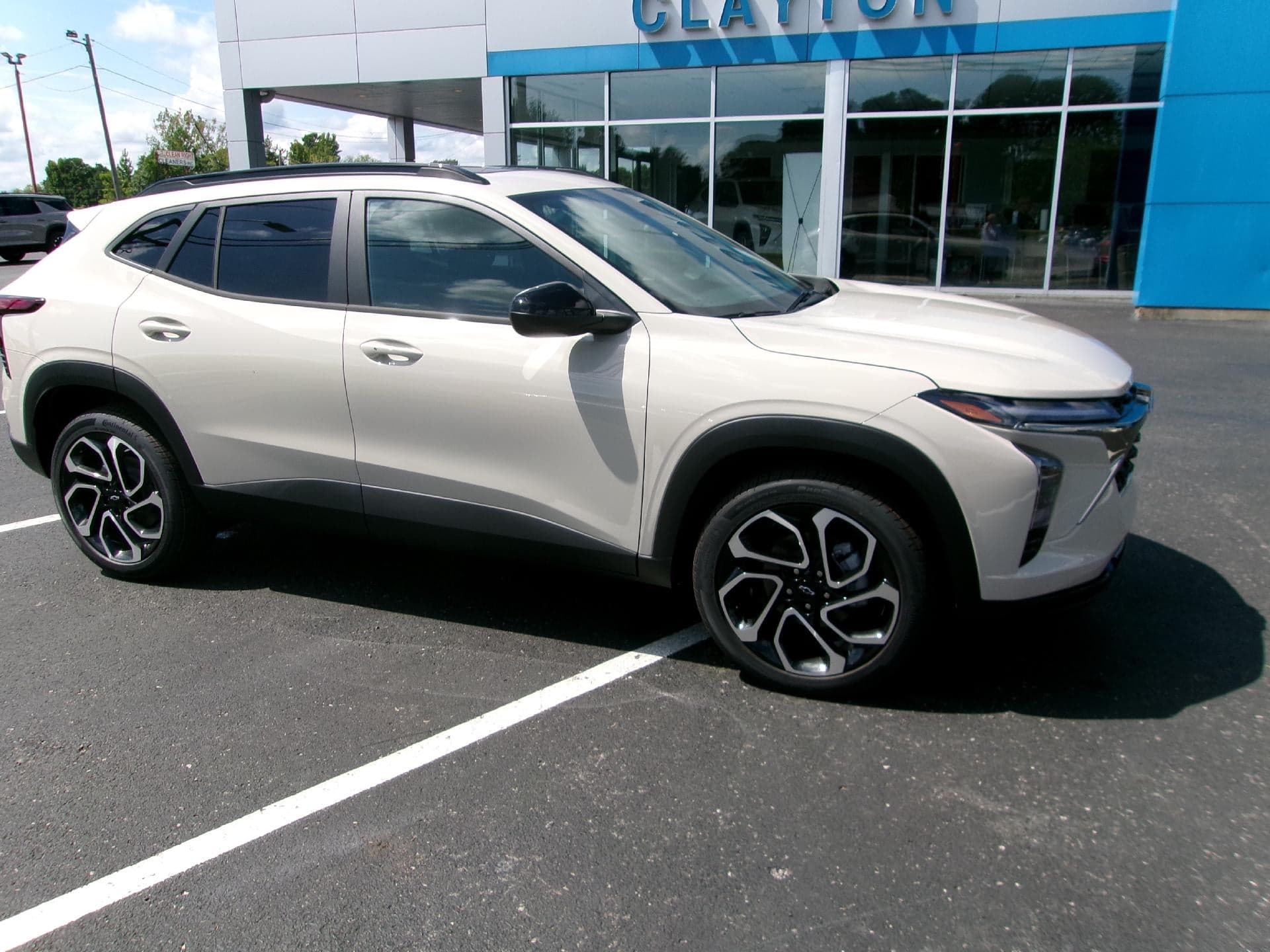 2026 Chevrolet Trax 2RS — photo 1 of 52