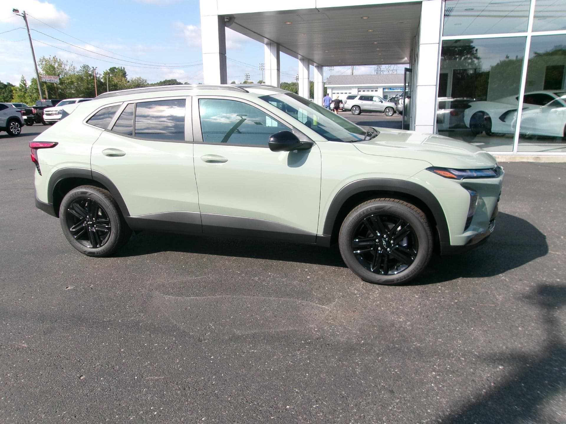 2026 Chevrolet Trax ACTIV — photo 1 of 28