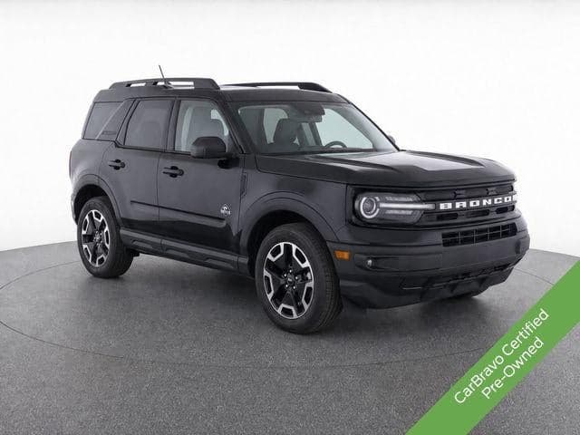 2021 Ford Bronco Sport Outer Banks — photo 1 of 8