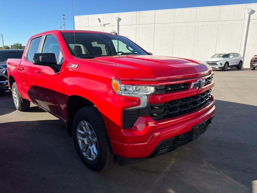 2022 Chevrolet Silverado 1500 RST — photo 1 of 14
