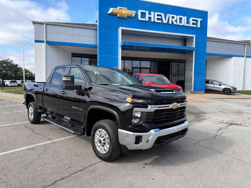 2026 Chevrolet Silverado 2500HD LT — photo 1 of 35