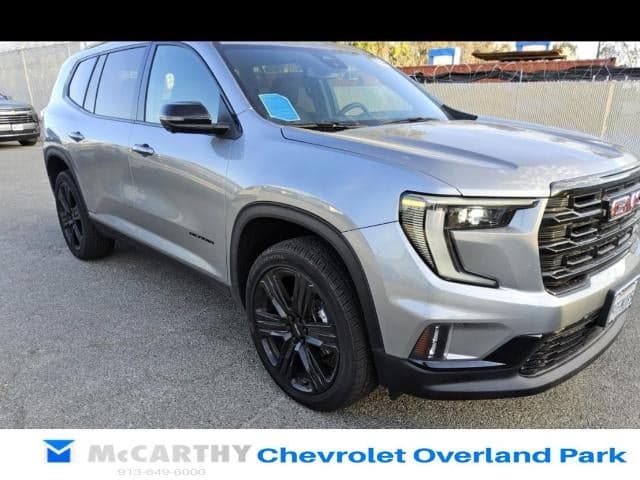 2025 GMC Acadia FWD Elevation — photo 1 of 6