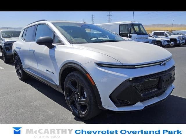 2025 Chevrolet Equinox EV RS — photo 1 of 5