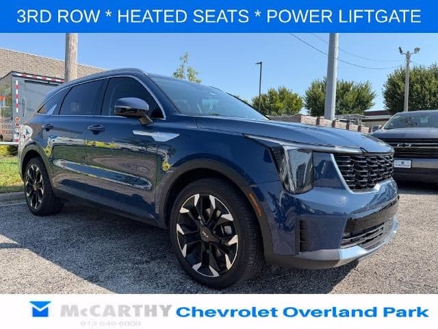 2025 Kia Sorento EX — photo 1 of 15