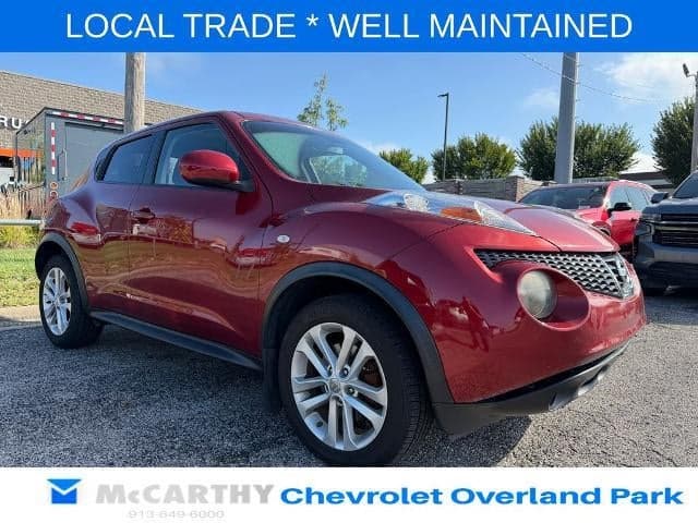 2011 Nissan JUKE SV — photo 1 of 15